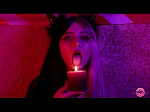 ❤️ Succubus Sexy-ren Pumada Sutsua Ahoa betetzearekin ❌ Pornografia besterik ez %eu.pornma-com.ruan
